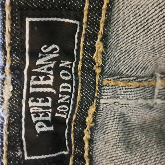 Menswear - Picture 9 of 10